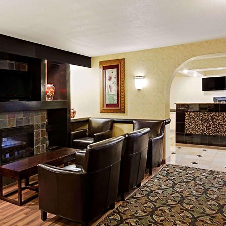 Days Inn By Wyndham Charlotte/Woodlawn Near Carowinds Екстериор снимка